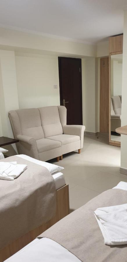 Hotel Top Central Βουκουρέστι Εξωτερικό φωτογραφία