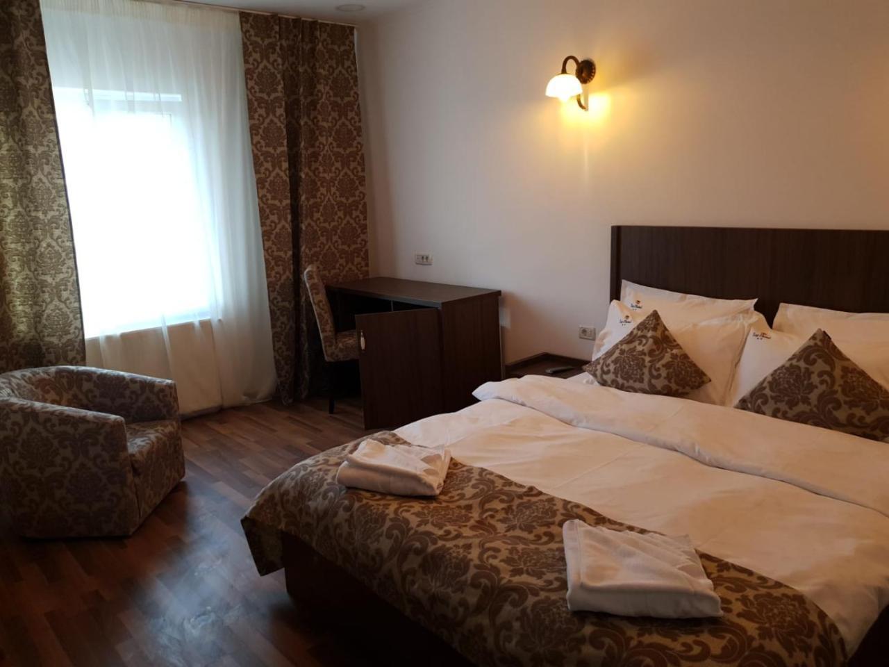 Hotel Top Central Βουκουρέστι Εξωτερικό φωτογραφία