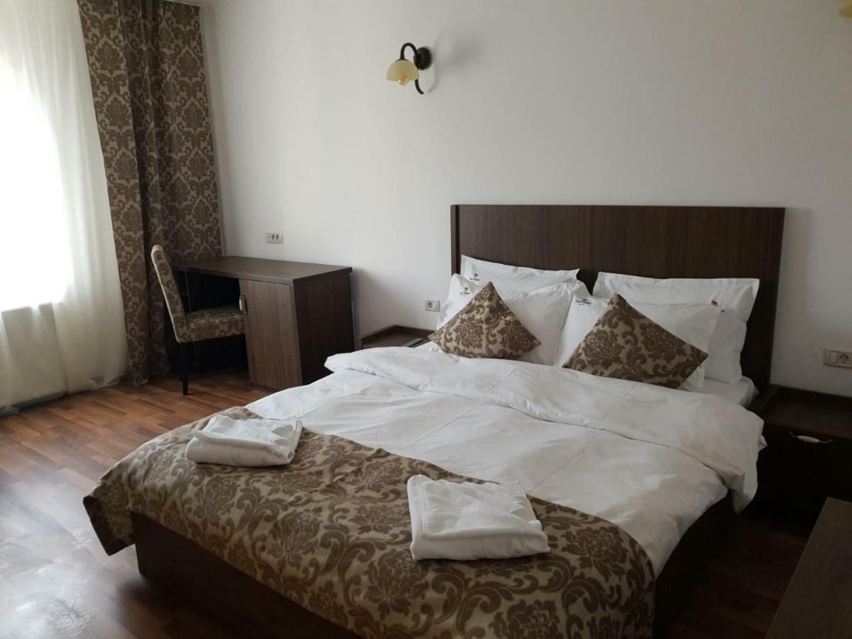 Hotel Top Central Βουκουρέστι Εξωτερικό φωτογραφία